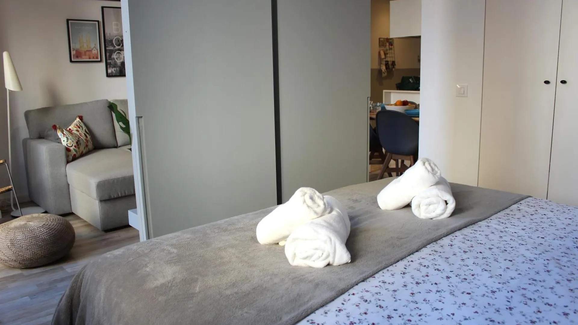 Ferienwohnung Piso Nuevo Al Lado De La Sagrada Familia. Barcelona